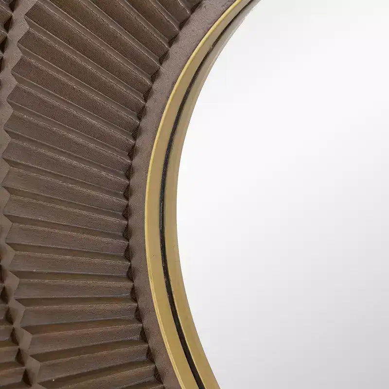 Specchio rotondo da parete 31,5", cornice in ferro dorato, bordo in legno marrone, motivo a pieghe, MDF e vetro
