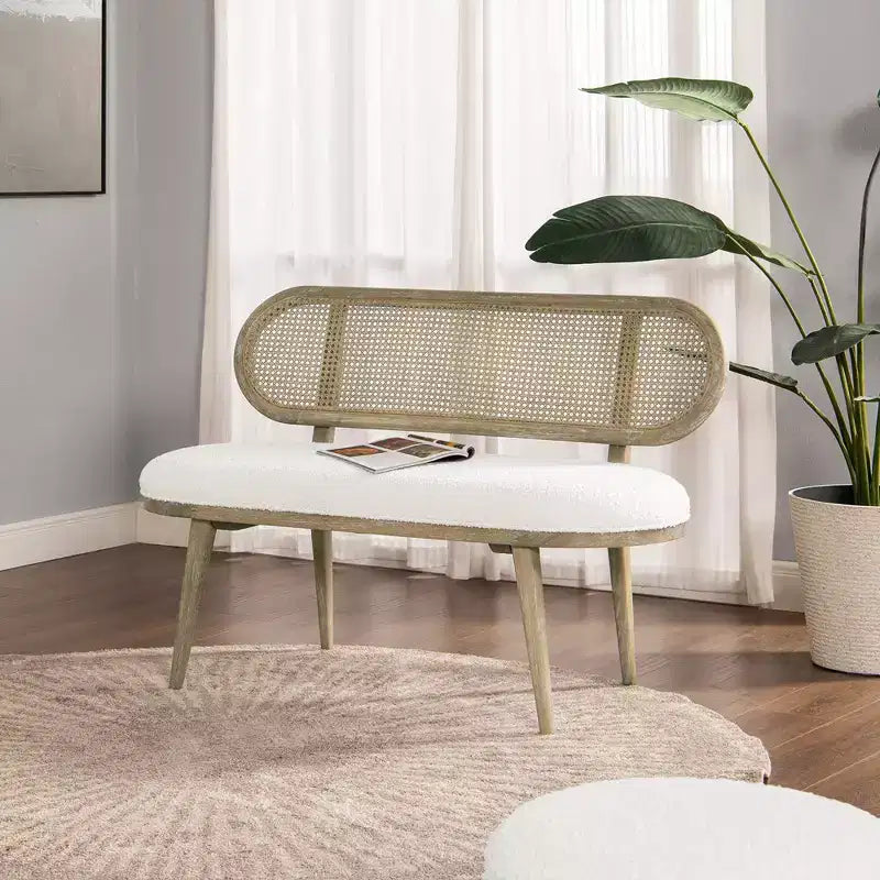 Panca divanetto imbottita Havana 42 in canna di rattan, Bouclé bianco avorio