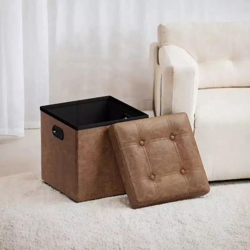 SONGMICS Pouf Contenitore Pieghevole da 38 cm, Poggiapiedi Cubo, Tavolino da Salotto con Maniglie a Foro, Similpelle