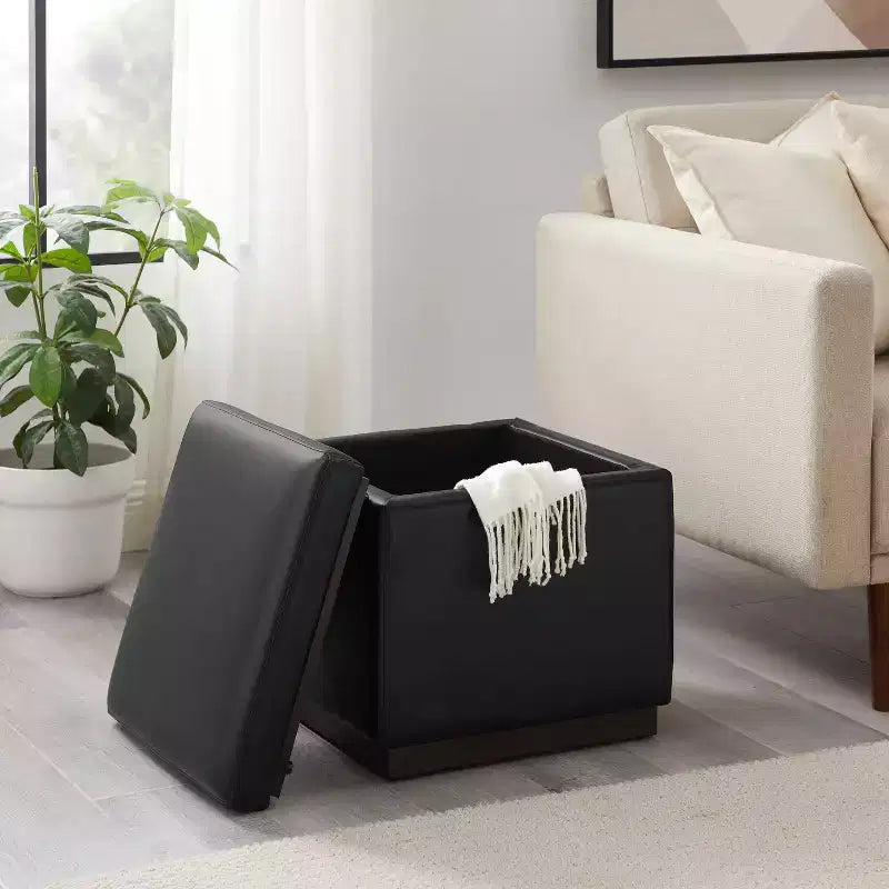 Pouf Contenitore Quadrato da 18", Similpelle, 90 kg, Imbottitura in Schiuma, Struttura in Legno, Nessun Montaggio