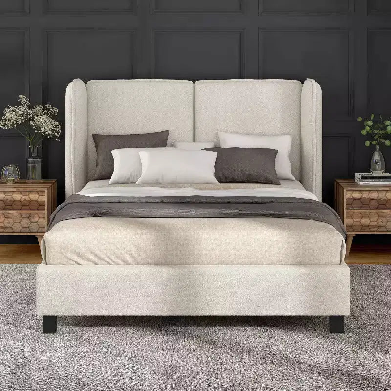 Letto Queen con piattaforma imbottita Bouclé, testiera Wingback, 227 kg, struttura in legno, senza box spring