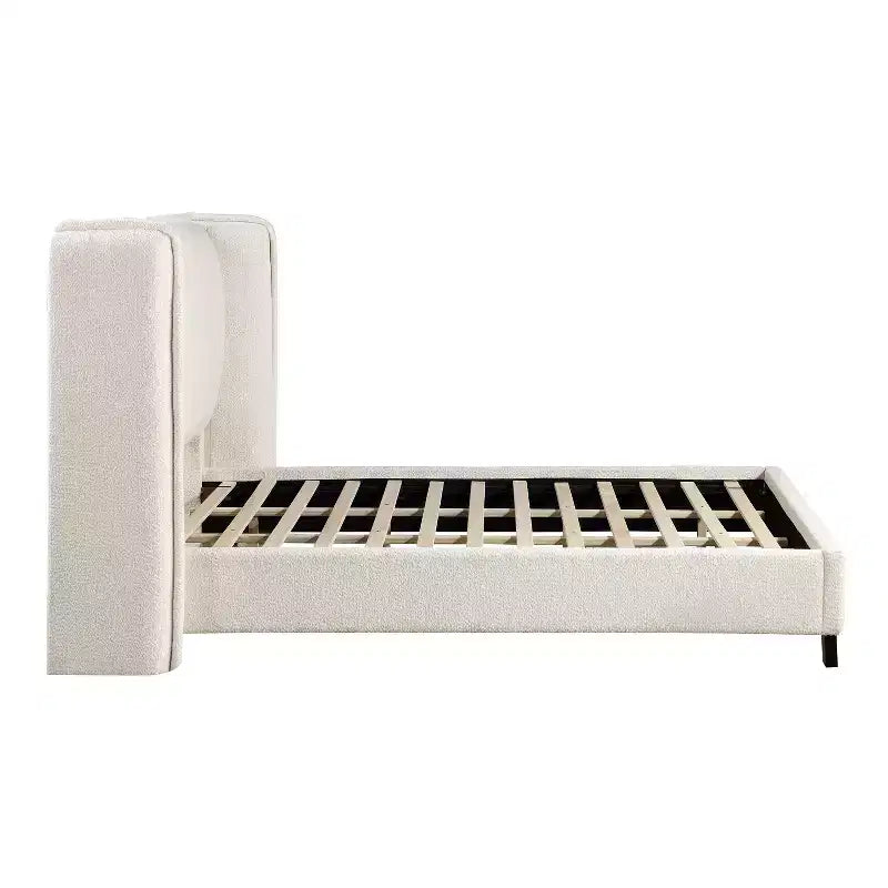 Letto Queen con piattaforma imbottita Bouclé, testiera Wingback, 227 kg, struttura in legno, senza box spring