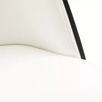LeisureMod Tule Set di 2 sedie moderne da pranzo con seduta in pelle PU, velluto o camoscio e struttura in acciaio bianco - Cucina, sala da pranzo, casa, bar, posti a sedere